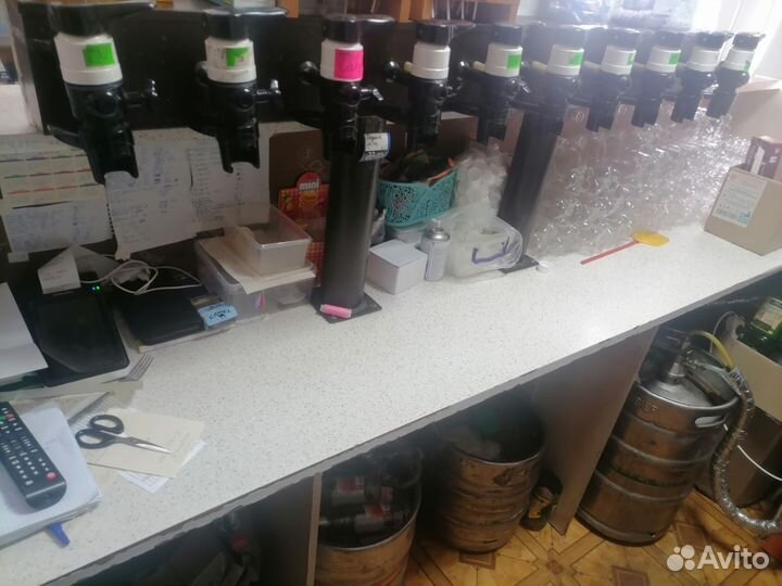 Пивная стойка с башней на 10 кранов