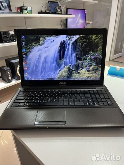 Asus i3 M350 4ozu hdd1000gb HD4500