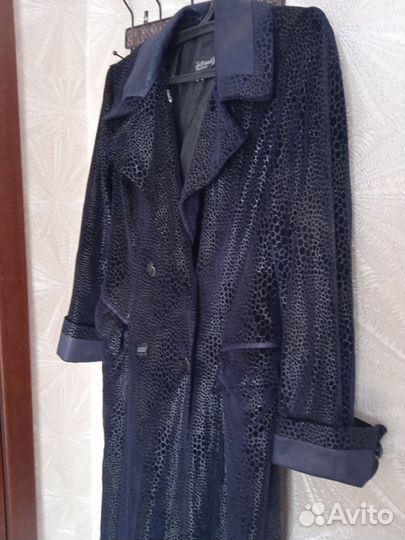 Плащ демисезонный женский 48разм