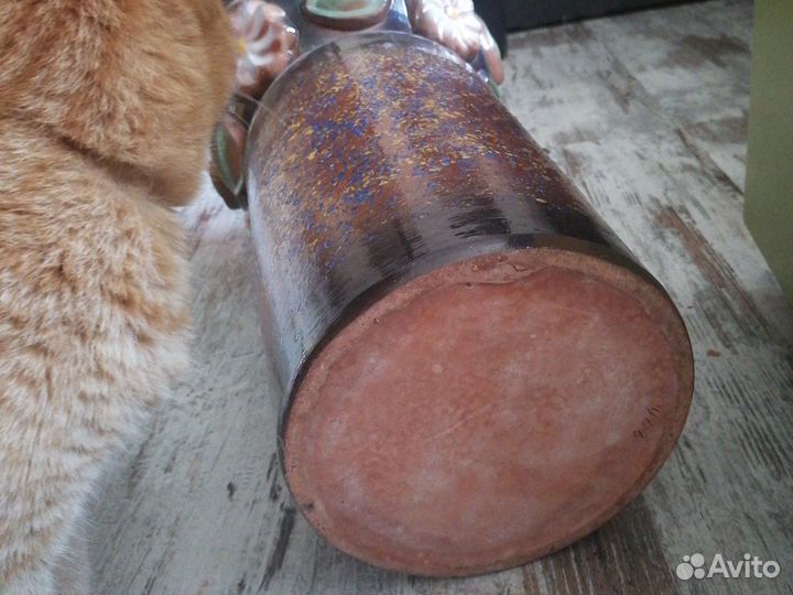 Напольная ваза