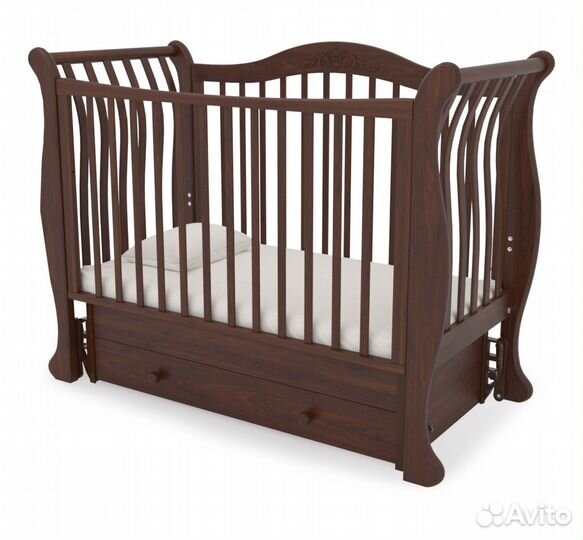 Детская кроватка с универс. маятником гандылян