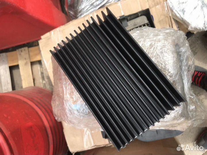 Усилитель звука Bmw X5 E70