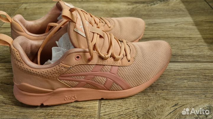 Кроссовки женские asics 39 размер