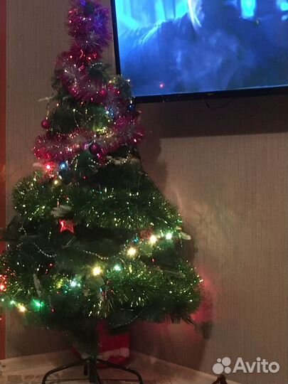 Елка искусственная