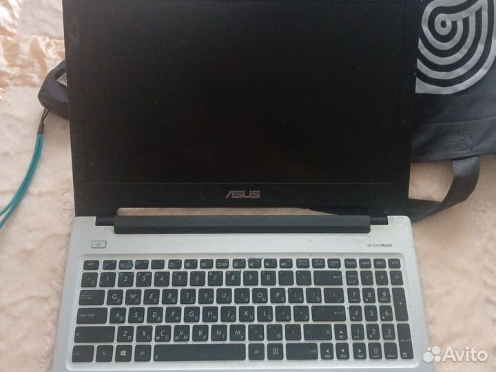 Ноутбук asus