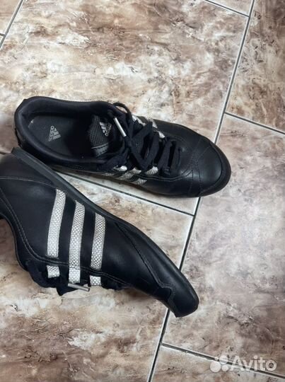 Кроссовки adidas 36,5