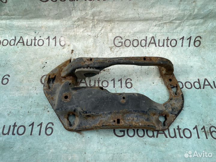 Bmw x5 e70 кронштейн АКПП 4.8i