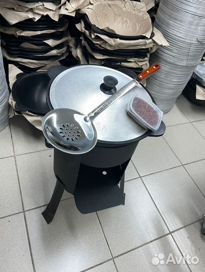 Казан чугунный узбекский