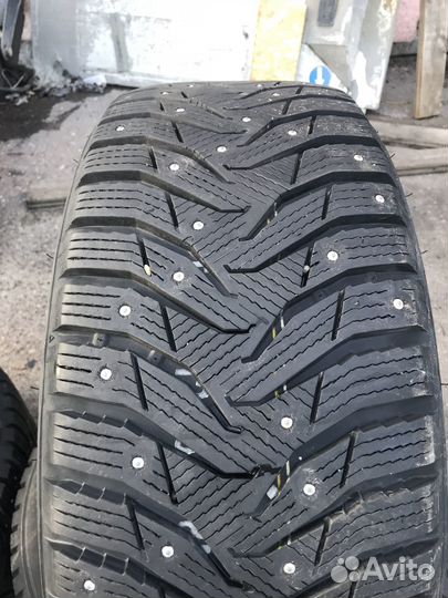 Kumho WinterCraft SUV Ice WS31 255/55 R18 109T