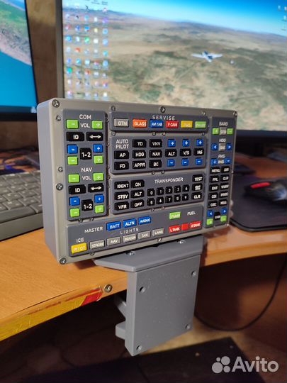 Кнопочный контроллер для aвиаcимуляторoв