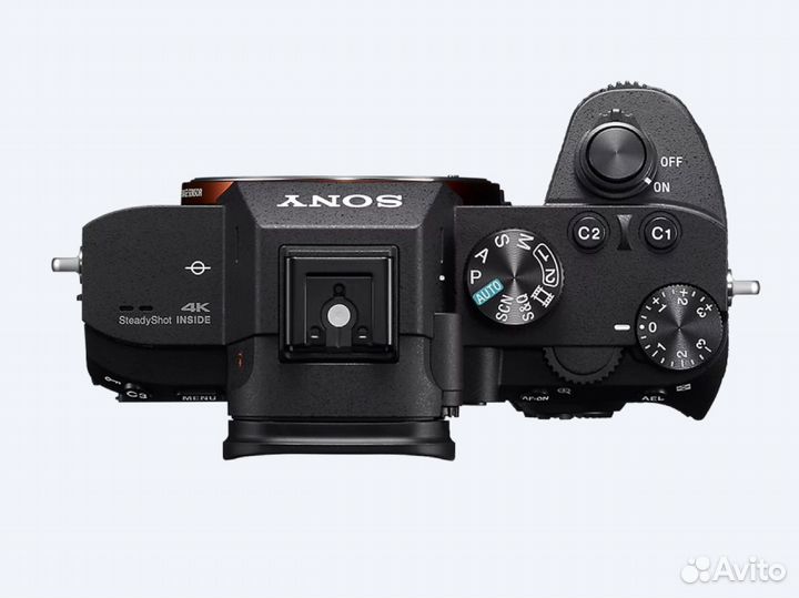 Беззеркальная камера Sony Alpha A7 III Kit 28-70mm