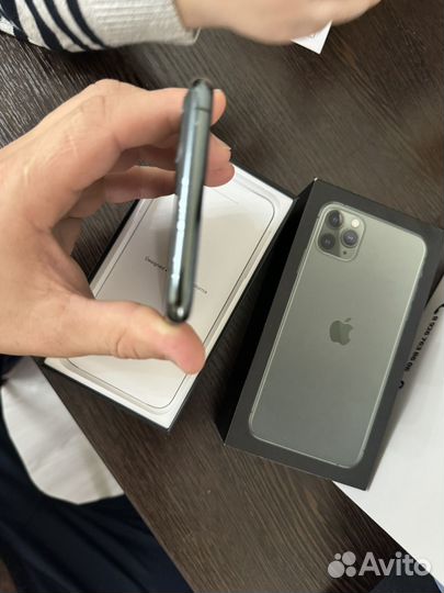iPhone 11 Pro Max, 64 ГБ