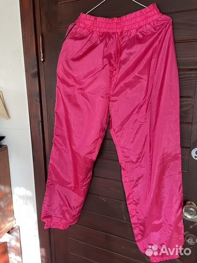 Женский спортивный костюм из 90-х