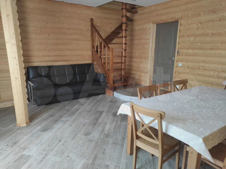 Коттедж 327 м² на участке 21 сот.