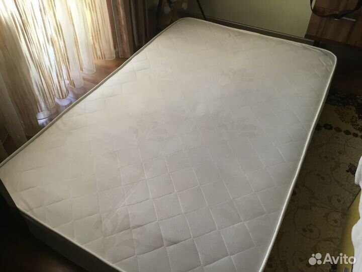 Продам матрас ролики и самокат