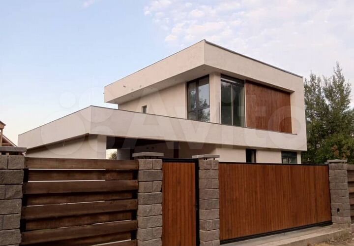 Дом 150 м² на участке 4 сот.