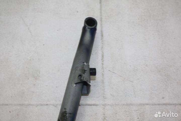 Петля крышки багажника Peugeot-Citroen 206