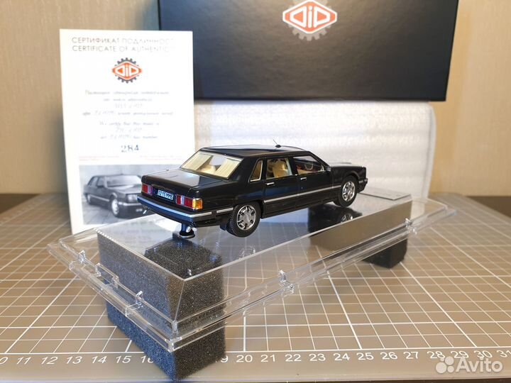 ЗИЛ 4102 Черный DIP 241020