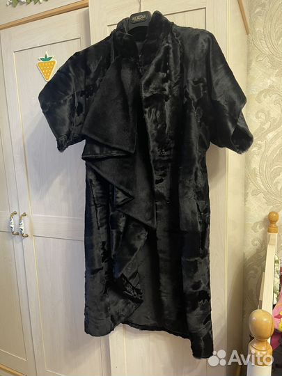 Шуба из каракульчи 44