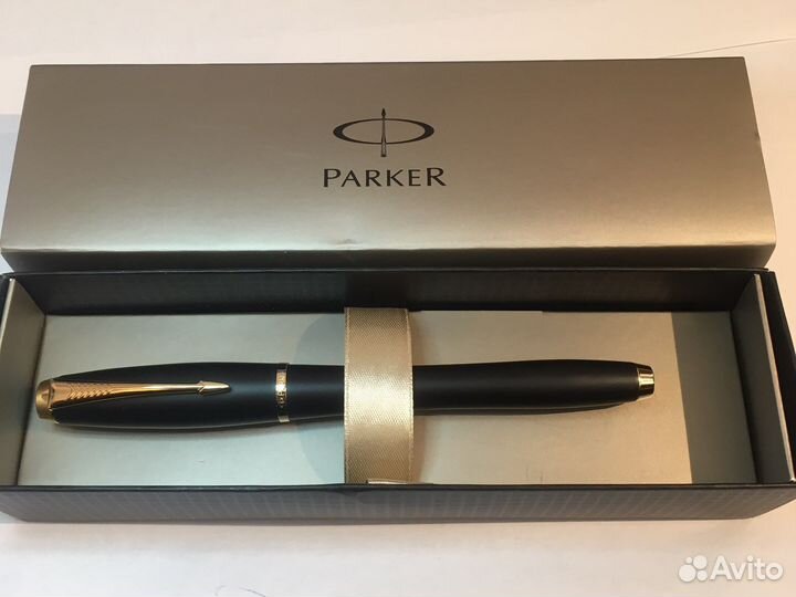 Перьевая ручка Parker Urban F200