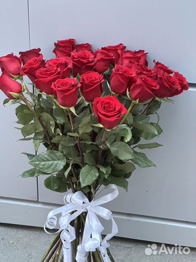 25 роз, Доставка цветов букет из роз