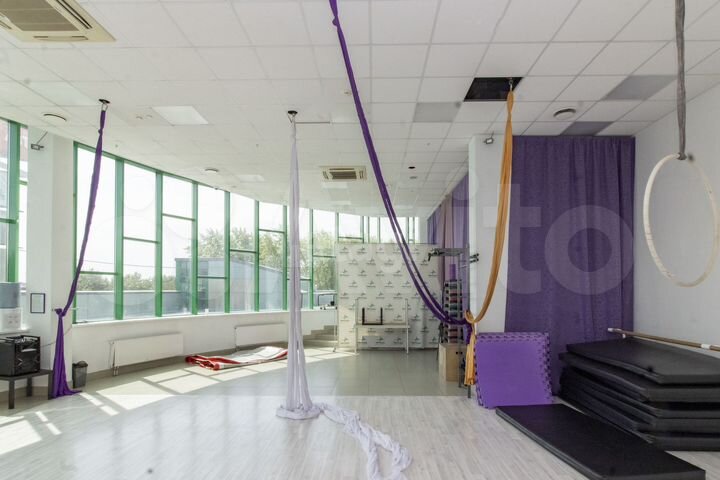 Сдам торговое помещение, 600 м²