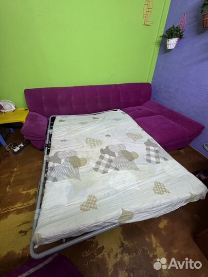 Угловой диван