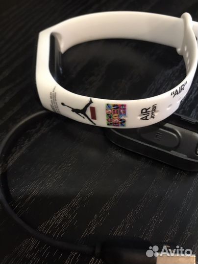 Смарт часы mi band 4