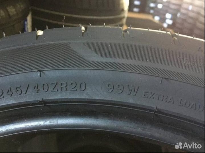 Windforce Catchfors UHP 245/40 R20 99W