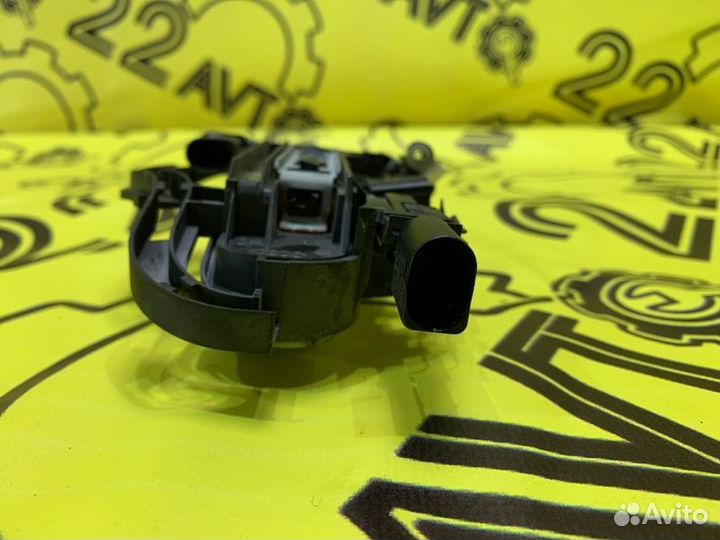 Ручка двери внешняя задняя левая Audi A6 4F2 AUK