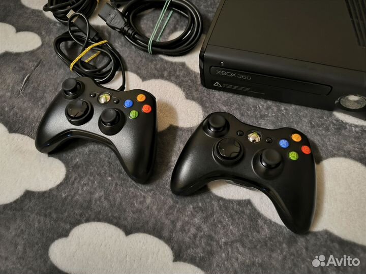 Xbox 360 Slim 250Gb Прошитая