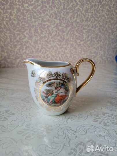 Тарелки от сервиза 