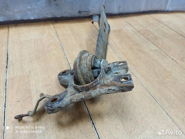 Рычаг подвески Opel Vectra C Z18XER 2006