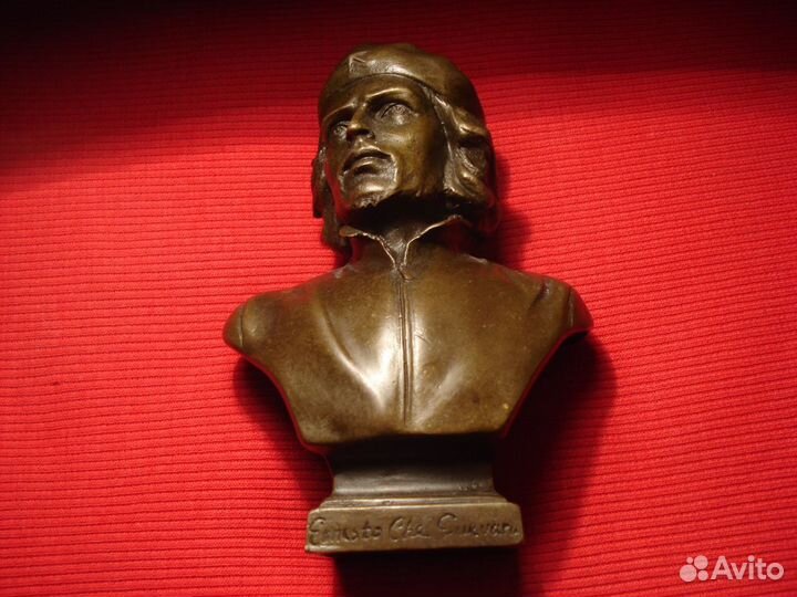 Бюст из бронзы Командантэ Че-Гевара Революция Куба