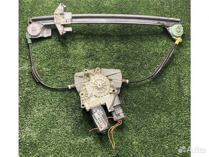 Стеклоподъемник передний правый Peugeot 406 дизель