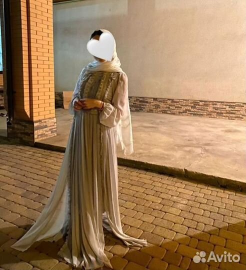 Вечернее платье