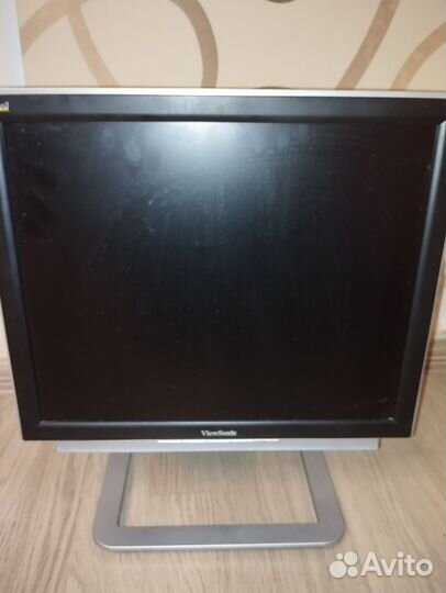 Монитор Viewsonic 24