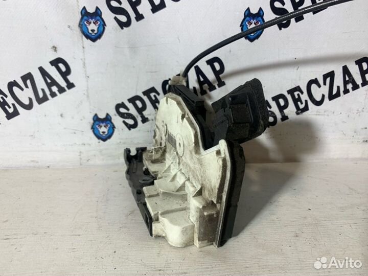 Замок двери передний левый Skoda Octavia A7 12-20