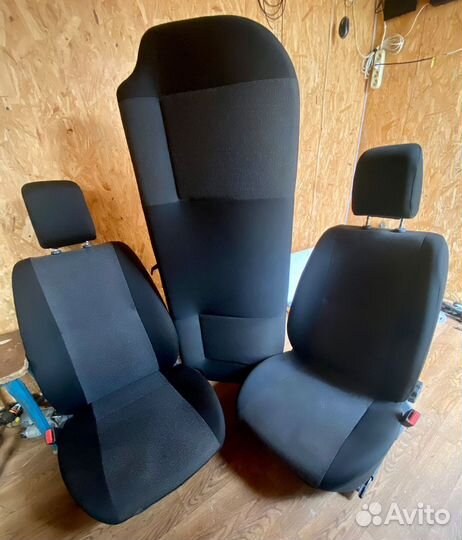 Крышка багажника Хендай Акцент Оригинал