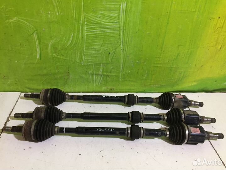 Привод передний правый Chevrolet Cruze 13386317