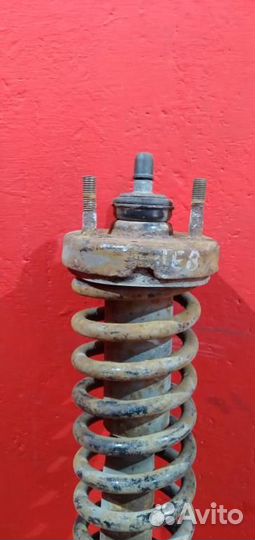 Амортизатор передний левый Honda Accord IV