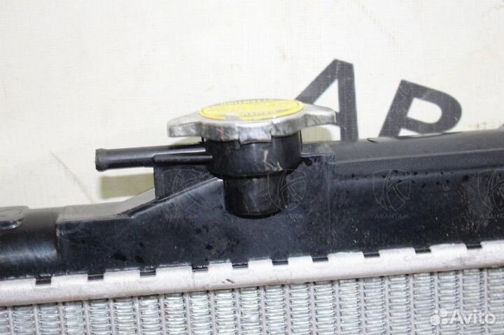 Радиатор охлаждения двигателя Suzuki Jimny 3