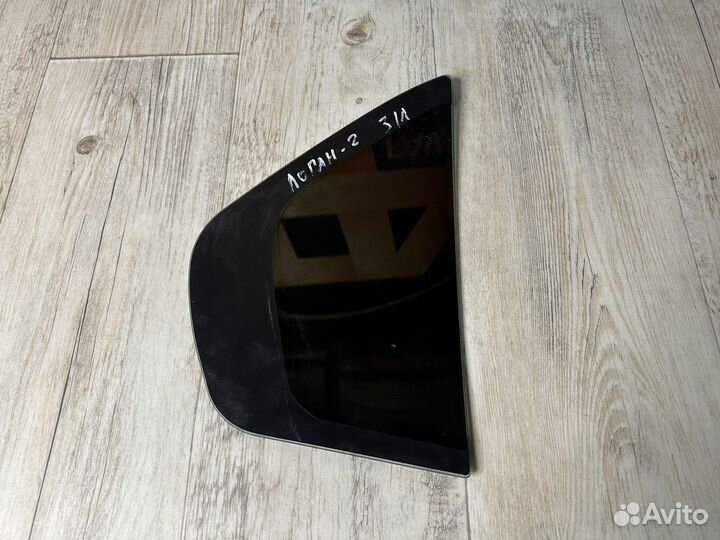 Форточка задняя левая Renault Logan 2