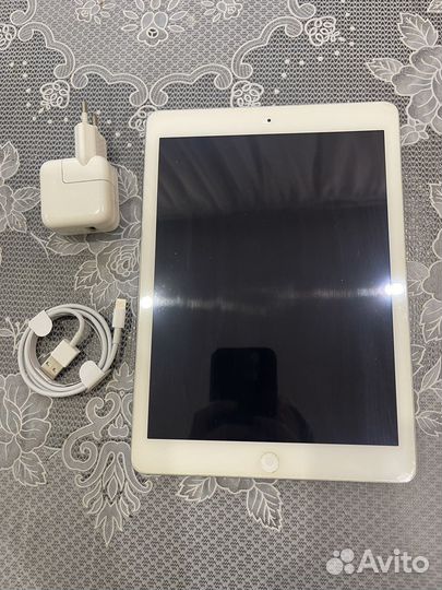 Планшет iPad air 16gb