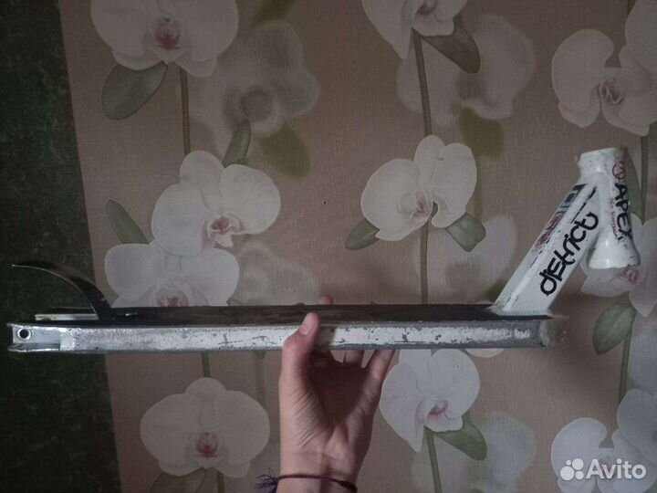 Дека district для трюкового самоката