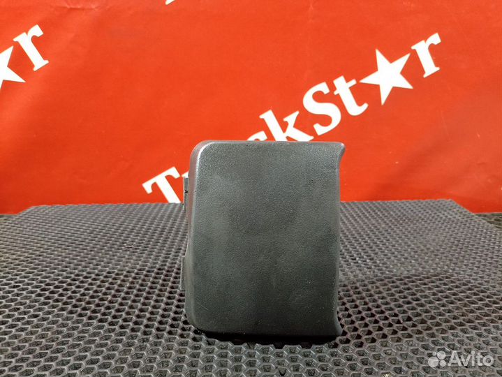 Крышка заднего крыла