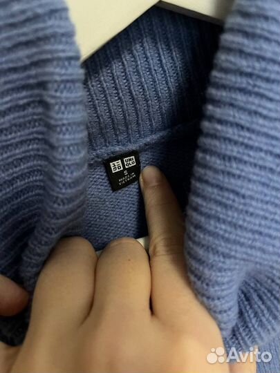 Джемпер свитер голубой uniqlo