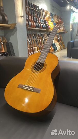 Классическая гитара yamaha c40