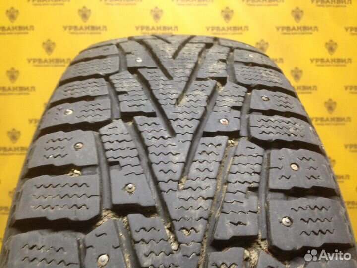 Roadstone Winguard WinSpike SUV 225/60 R17