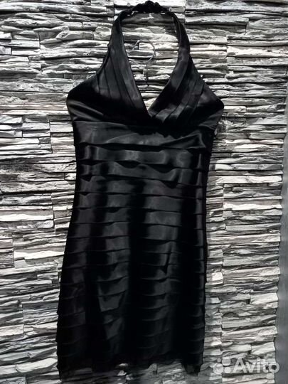 Продам красивые платья,платье новое для беременной